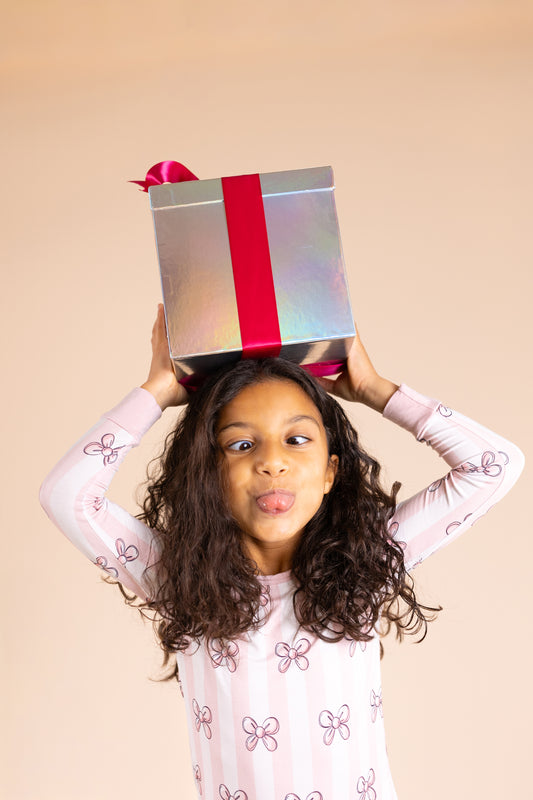 Bubbly Bows Bamboo Two-Piece Pajama Set