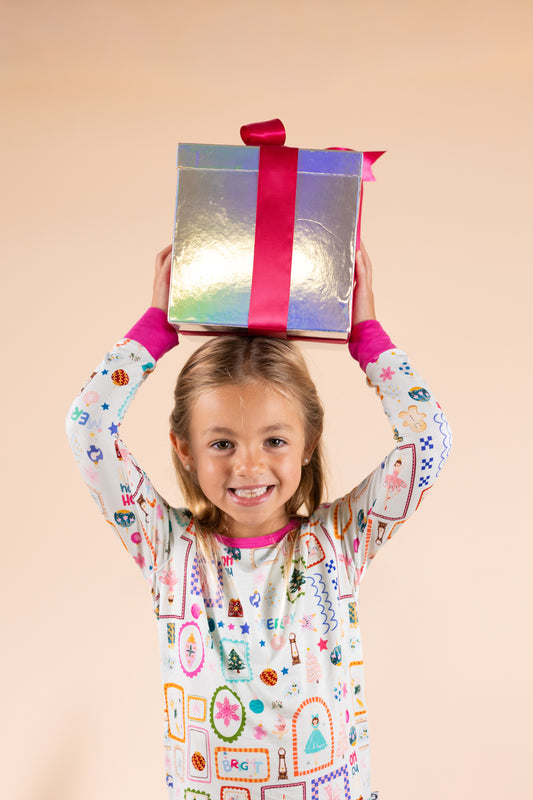 Holly Jolly Fairytales 2-Piece Bamboo Pajama Set